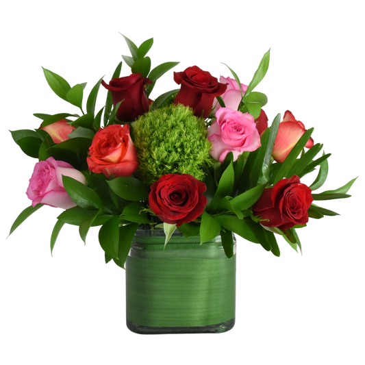 Lush rose cube is contemporary take on traditional garden design. Beauty of garden design lies in organized wild look. Rich foliage plays as equally important role as the roses. Lush rose cube is very romantic design despite the fact it is designed in contemporary square and it is a bestseller for a reason