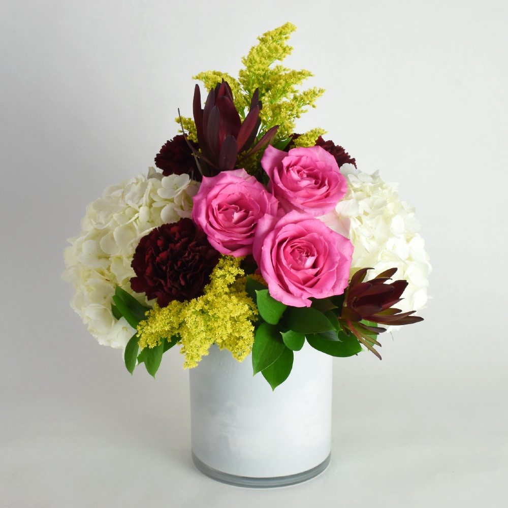 Howdy Darlin' Flower Arrangement Scent & Violet flowers and gifts