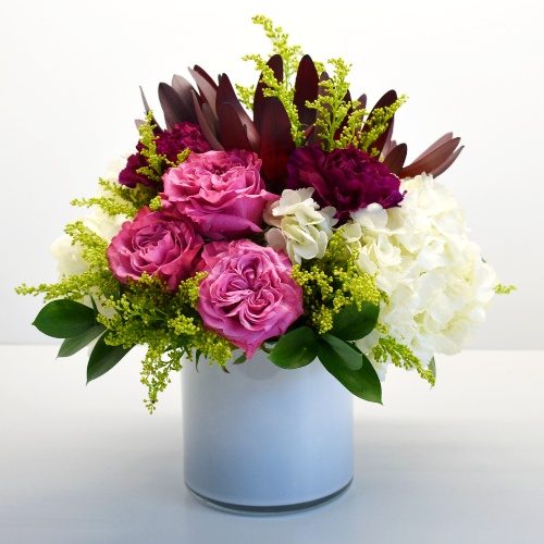 Howdy Darlin' Flower Arrangement | Scent & Violet | flowers and gifts ...