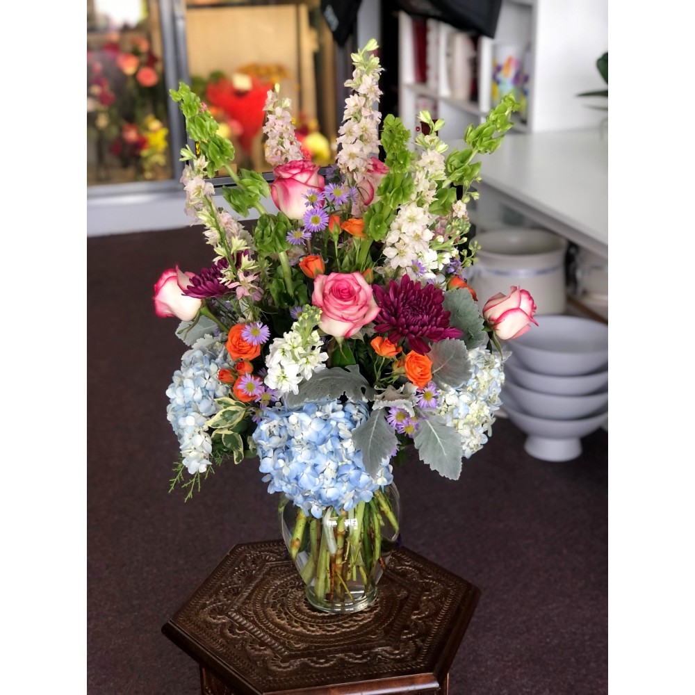 Florist designed flower vase | Scent & Violet | flowers and gifts ...