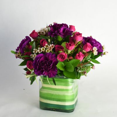 Sweet Carnations Cube